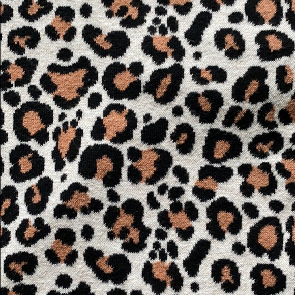 Leopard Cardigan - Picture 8 of 11